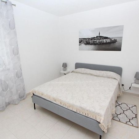 Apartment Stellina روفينج المظهر الخارجي الصورة