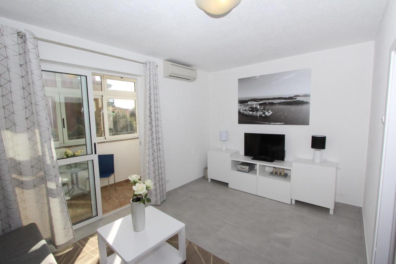 Apartment Stellina روفينج المظهر الخارجي الصورة