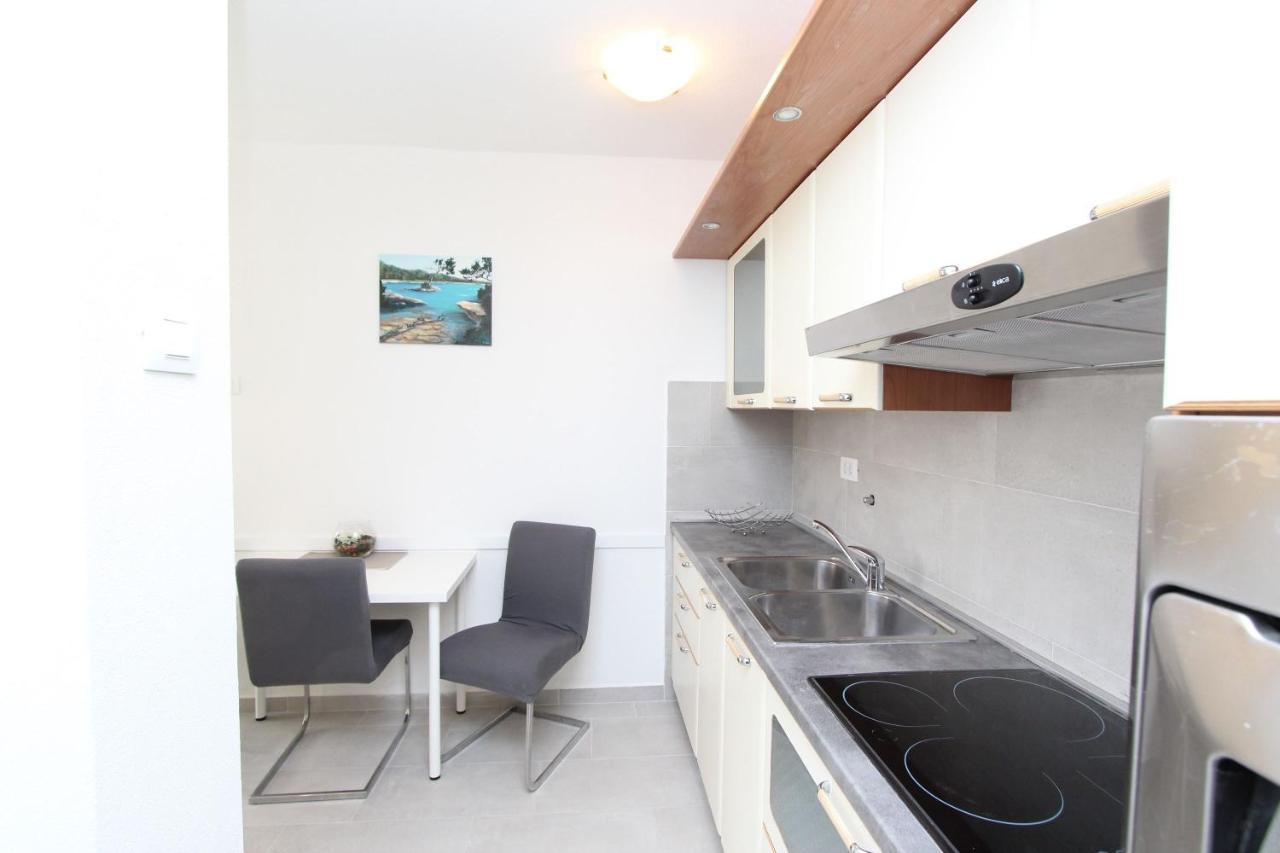 Apartment Stellina روفينج المظهر الخارجي الصورة