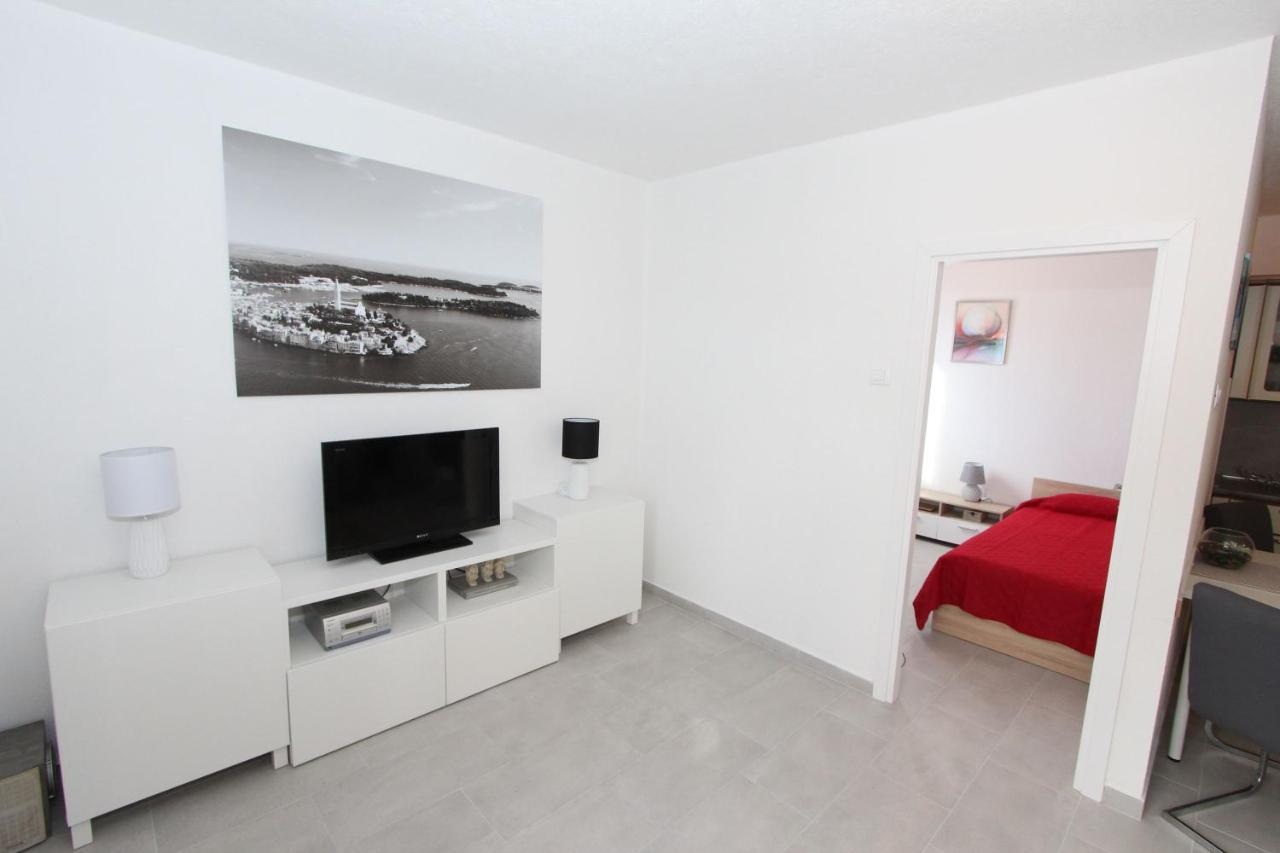 Apartment Stellina روفينج المظهر الخارجي الصورة