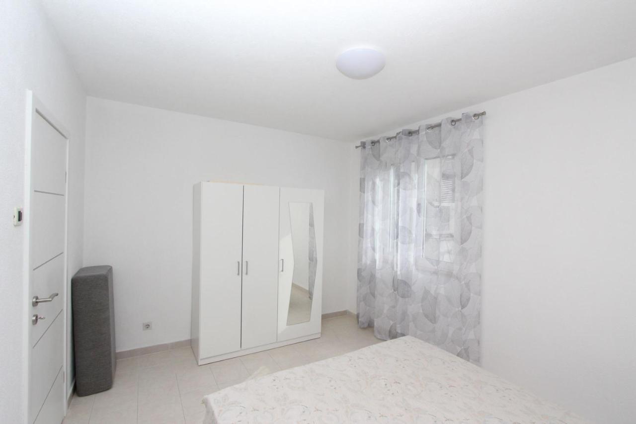 Apartment Stellina روفينج المظهر الخارجي الصورة